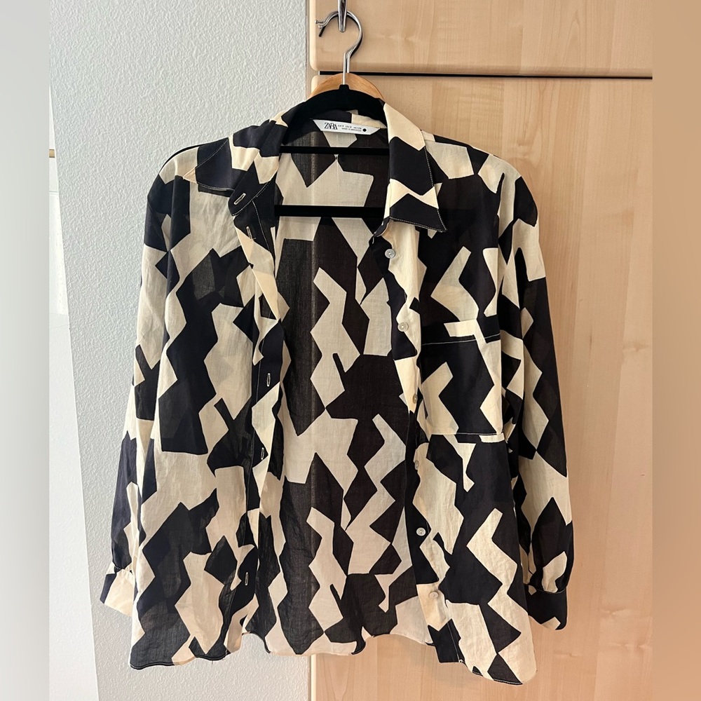 Zara abstract button down